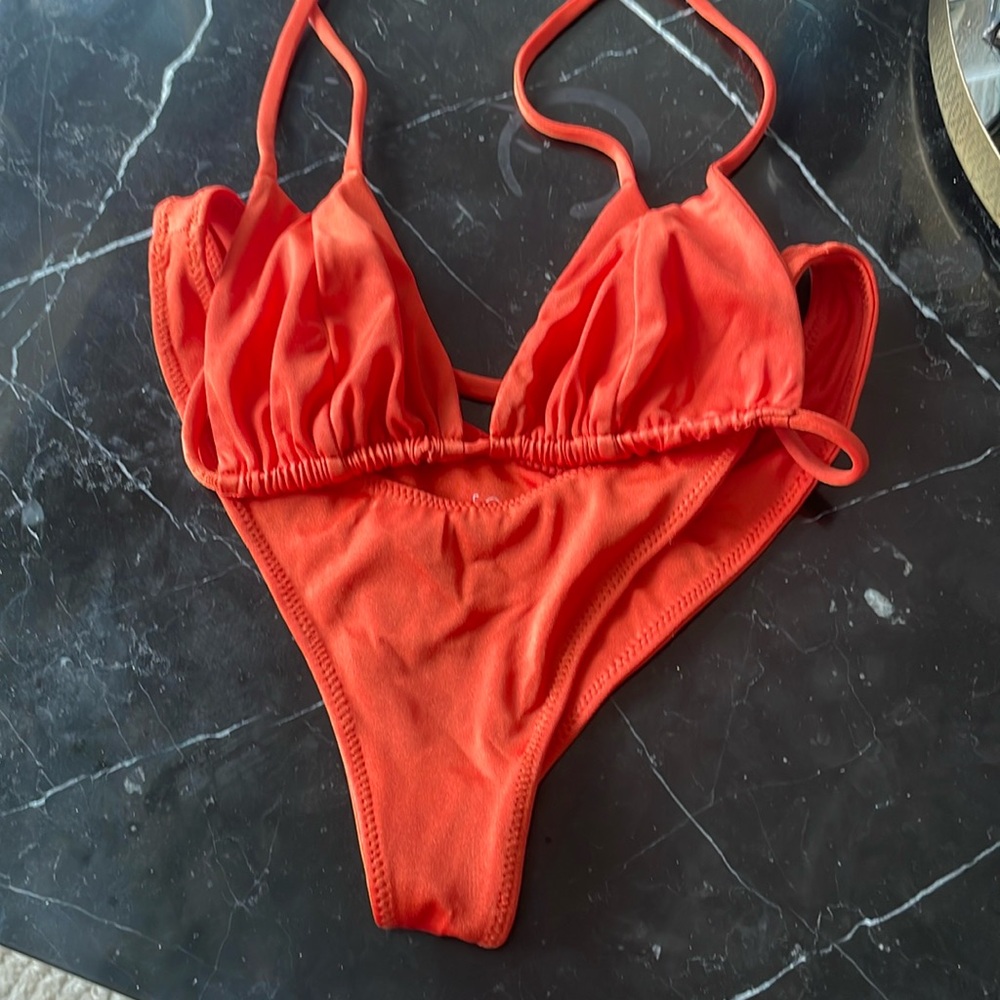 Sommer Swim sz small set EUC